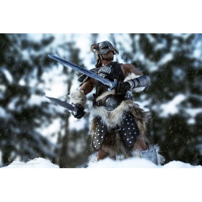 THE ELDER SCROLLS V SKYRIM DRAGONBORN DELUXE ED. 32CM ACTION FIGURE PURE ARTS