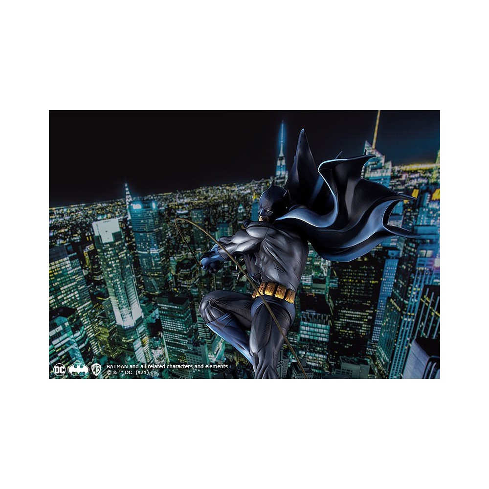 GOOD SMILE COMPANY DC COMICS ART RESPECT BATMAN 1/6 43CM STATUE FIGURE