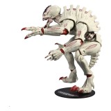 MC FARLANE WARHAMMER 40000 TYRANID GENESTEALER ACTION FIGURE