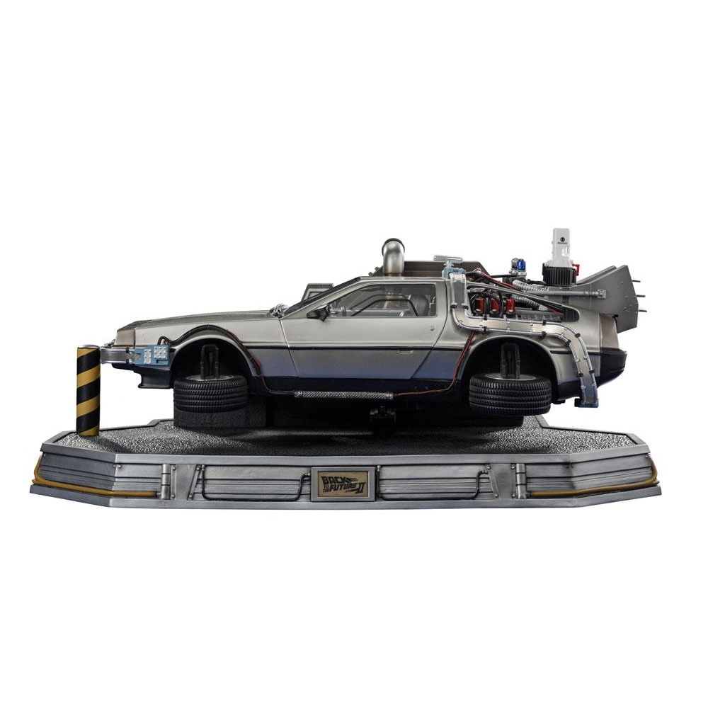 IRON STUDIOS BACK TO THE FUTURE II DELOREAN REGULAR ART SCALE 1/10 STATUE FIGURE