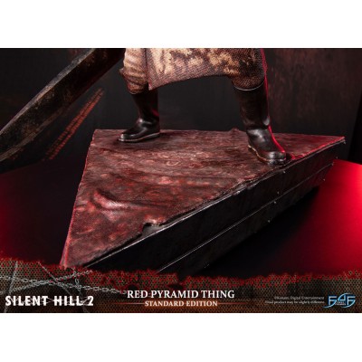 SILENT HILL 2 RED PYRAMID THING STATUA FIGURE FIRST4FIGURES