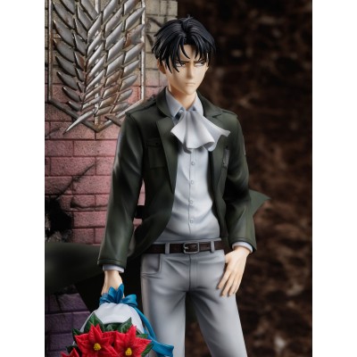 L'ATTACCO DEI GIGANTI LEVI BIRTHDAY 30CM STATUA FIGURE FURYU