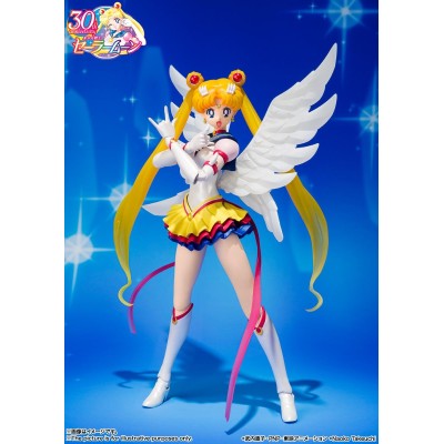 BANDAI PRETTY GUARDIAN SAILOR MOON ETERNAL S.H. FIGUARTS ACTION FIGURE