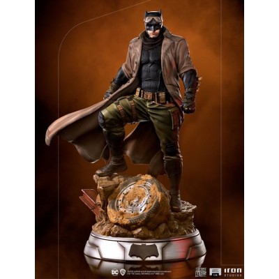 IRON STUDIOS ZACK SNYDER'S JUSTICE LEAGUE KNIGHTMARE BATMAN LEGACY REPLICA 1/4 STATUE FIGURE
