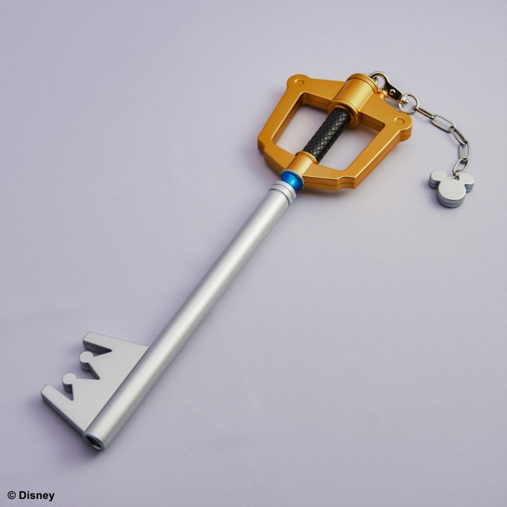 SQUARE ENIX KINGDOM HEARTS LIGHT UP KEYBLADE REPLICA 35CM FIGURE