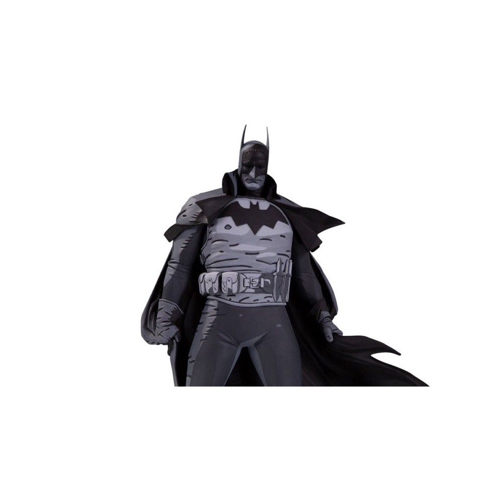 BATMAN BLACK AND WHITE MIKE MIGNOLA STATUA FIGURE MC FARLANE