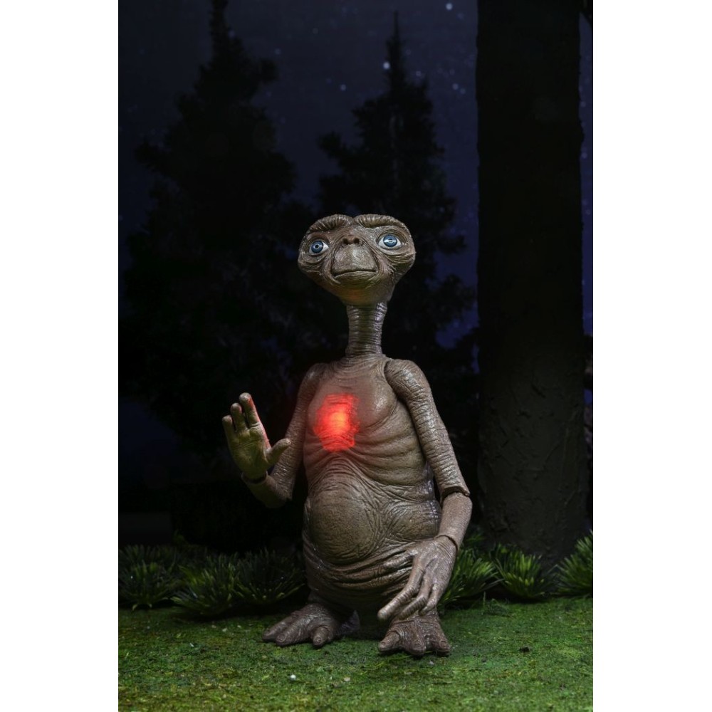NECA E.T. L'EXTRATERRESTRE 40TH ANNIVERSARY LED CHEST DELUXE ULTIMATE ACTION FIGURE