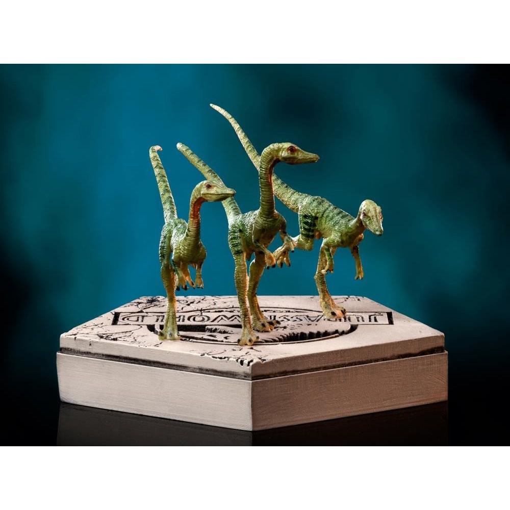 IRON STUDIOS JURASSIC WORLD COMPSOGNATHUS STATUE ICONS FIGURE