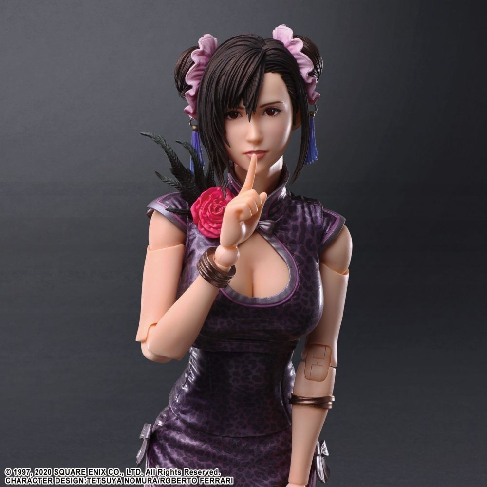 FINAL FANTASY 7 REMAKE TIFA LOCKHART SPORTY DRESS PLAY ARTS KAI ACTION FIGURE SQUARE ENIX