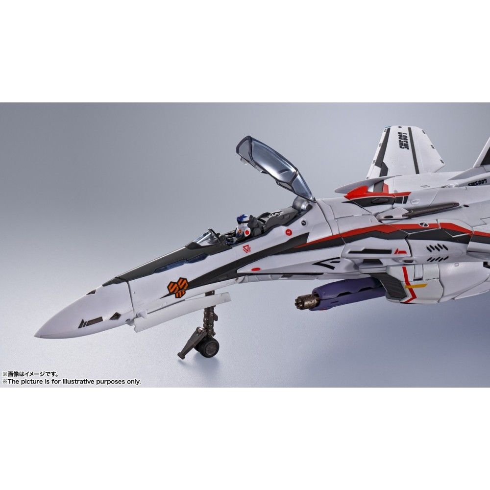 DX CHOGOKIN MACROSS VF-25F SUPER MESSIAH VALKYRIE ACTION FIGURE BANDAI