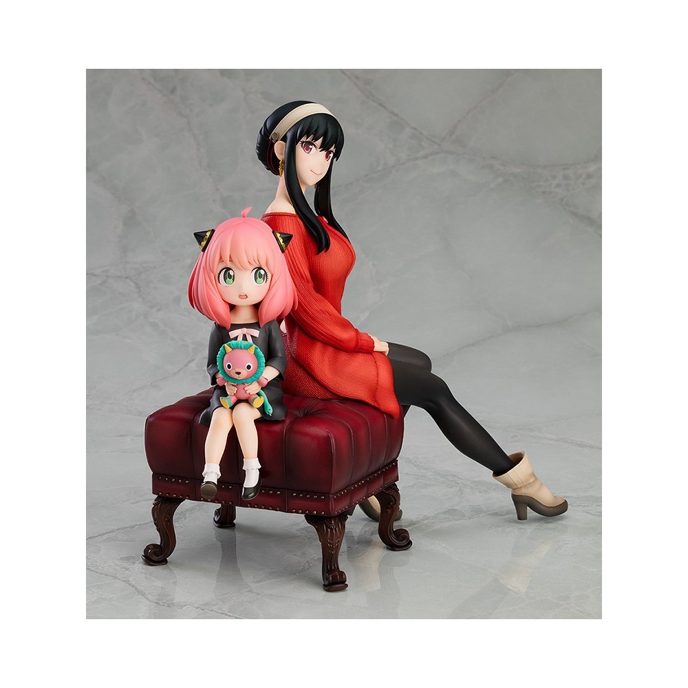 GOOD SMILE COMPANY SPY X FAMILY ANYA AND YOR FORGER STATUE FIGURE