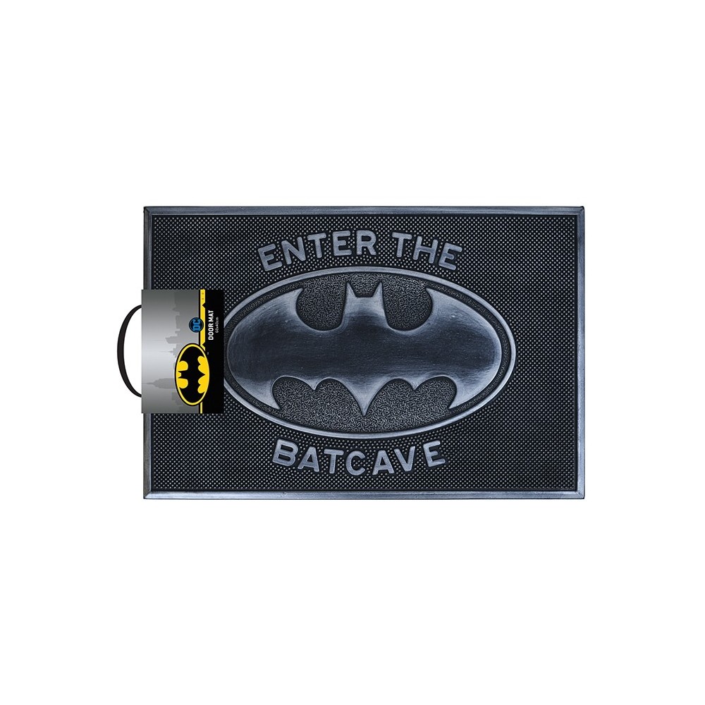 PYRAMID INTERNATIONAL BATMAN LOGO ENTER THE BATCAVE DOORMAT