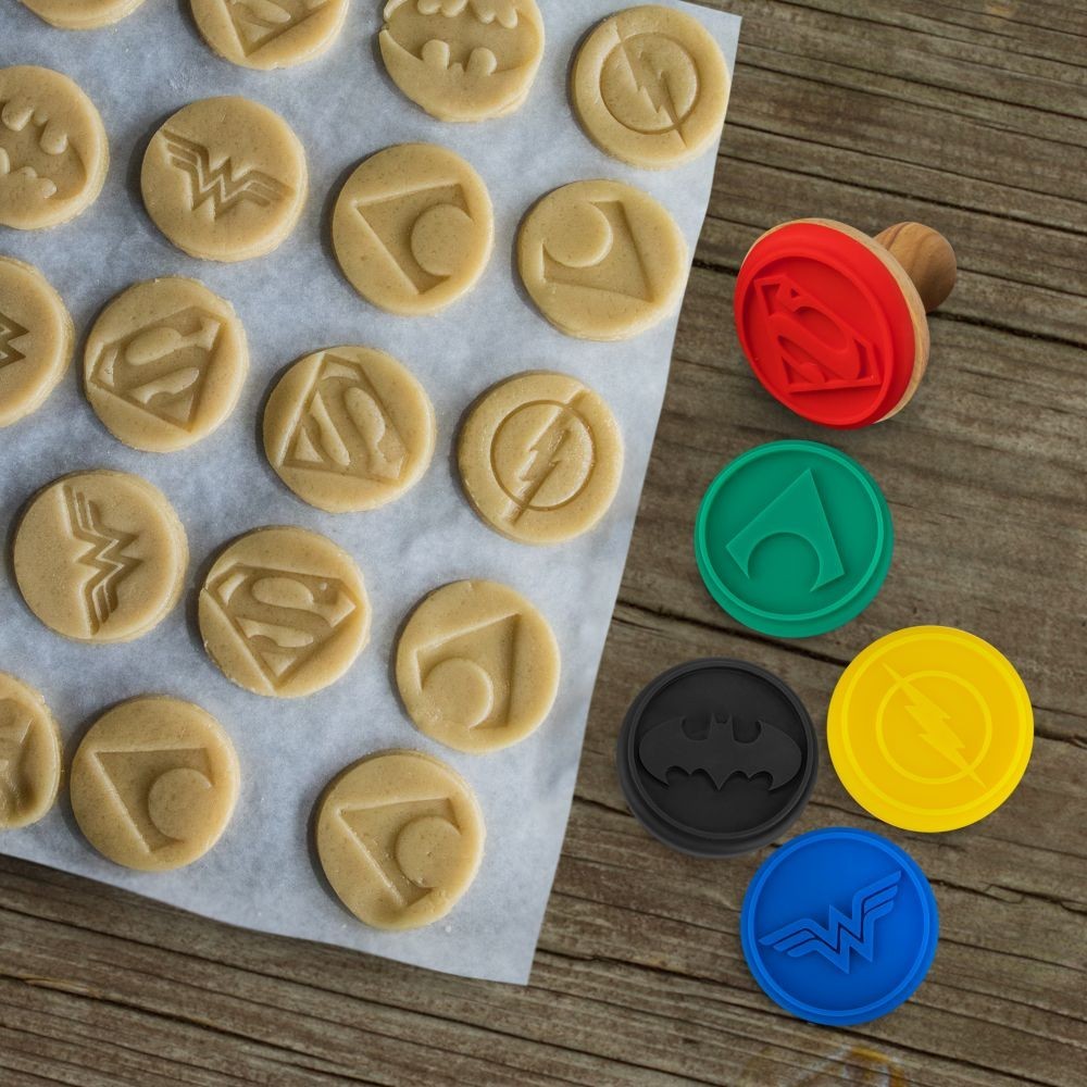 CINEREPLICAS DC JUSTICE LEAGUE LOGOS COOKIE STAMPS