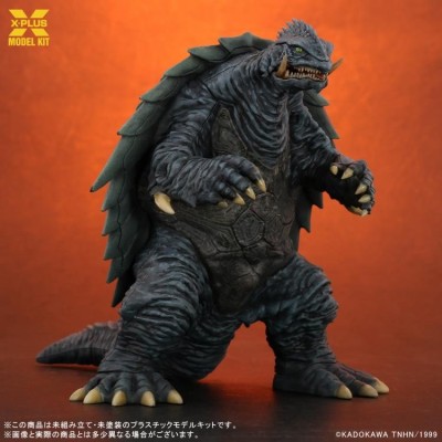 GODZILLA GAMERA 1999 MODEL KIT ACTION FIGURE X-PLUS