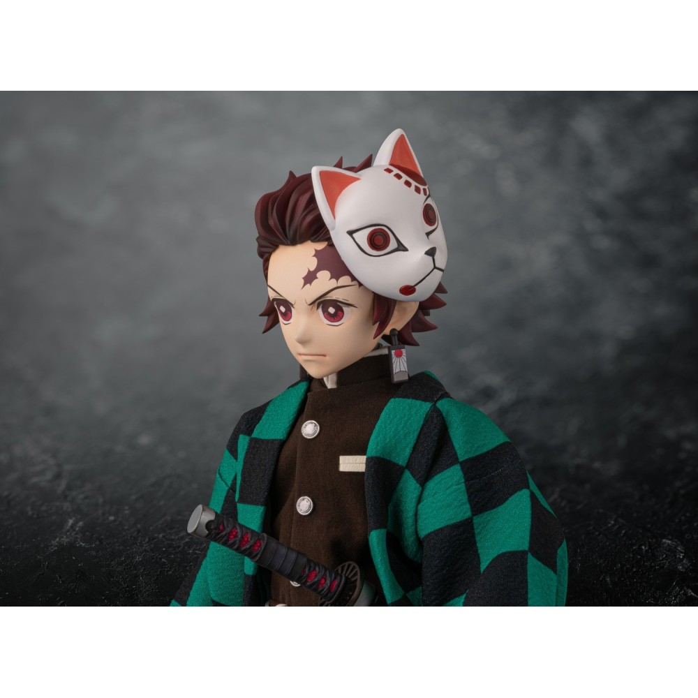 DEMON SLAYER TANJIRO KAMADO 1/6 ACTION FIGURE ANIPLEX
