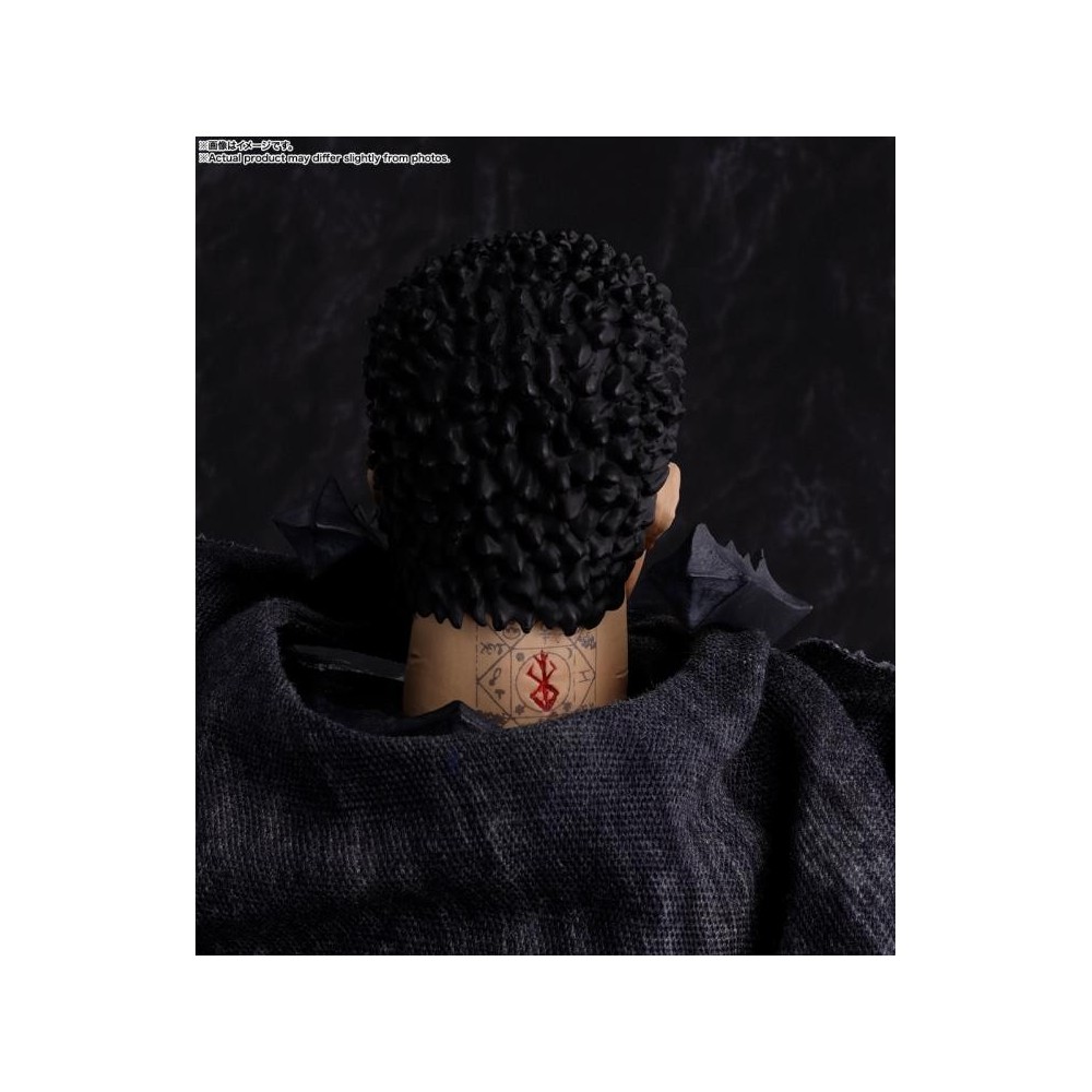 BERSERK GUTS ARMOR GATSU S.H. FIGUARTS ACTION FIGURE BANDAI