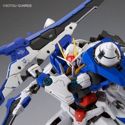 BANDAI MASTER GRADE MG GUNDAM 00 XN RAISER 1/100 MODEL KIT