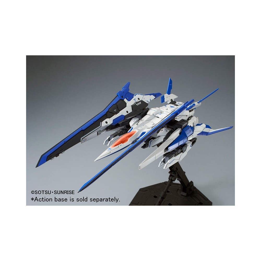 BANDAI MASTER GRADE MG GUNDAM 00 XN RAISER 1/100 MODEL KIT