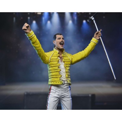 NECA QUEEN FREDDIE MERCURY YELLOW JACKET ACTION FIGURE