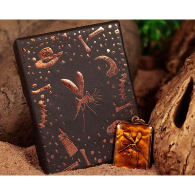 FANATTIK JURASSIC PARK MOSQUITO IN AMBER LIMITED EDITION NECKLACE REPLICA