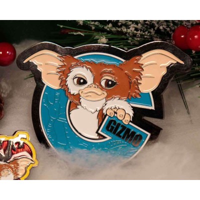 FANATTIK GREMLINS MOGWAI COLLECTION MEDALLION AND PIN BAGDE SET