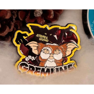 FANATTIK GREMLINS MOGWAI COLLECTION MEDALLION AND PIN BAGDE SET