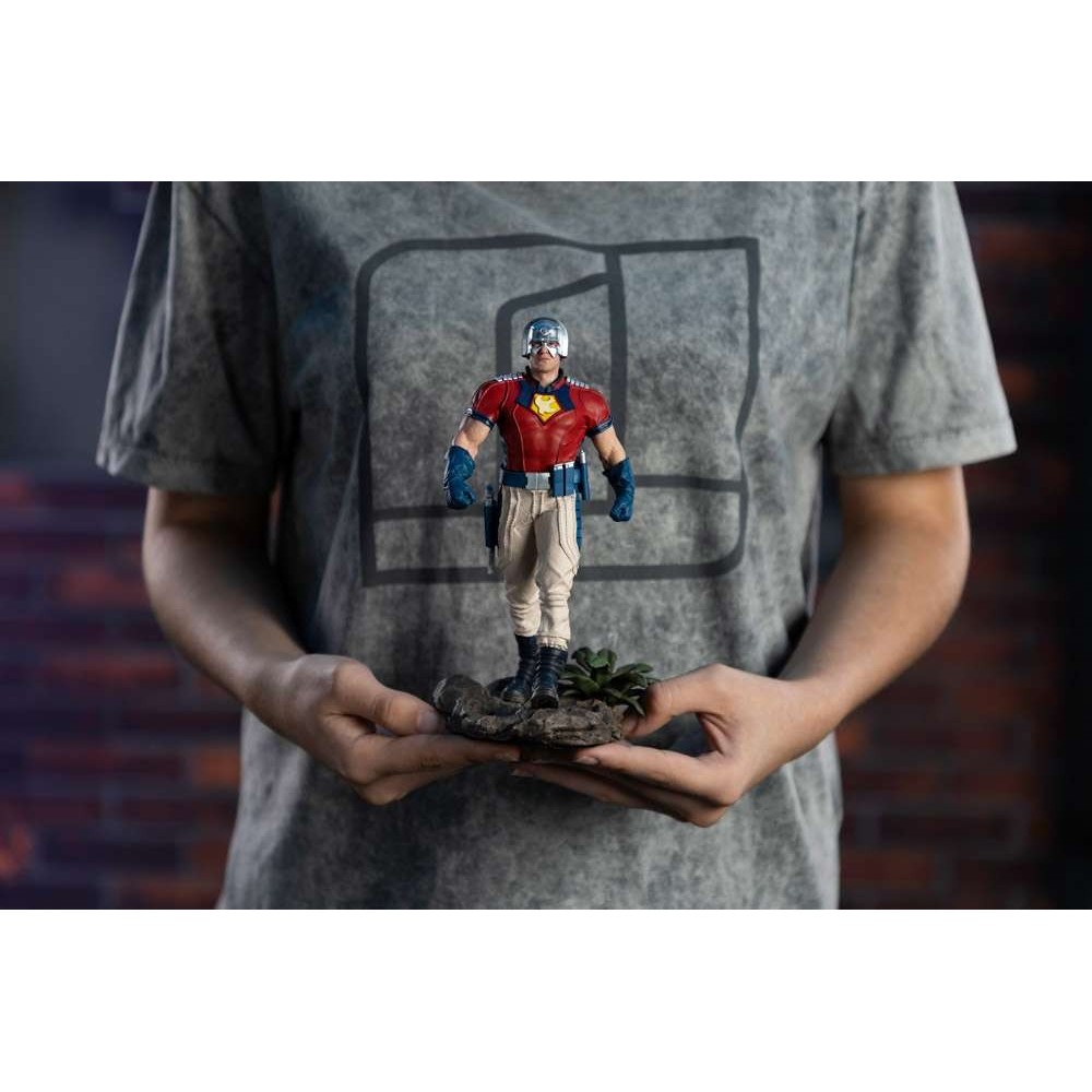 SUICIDE SQUAD PEACEMAKER 1/10 STATUA FIGURE IRON STUDIOS