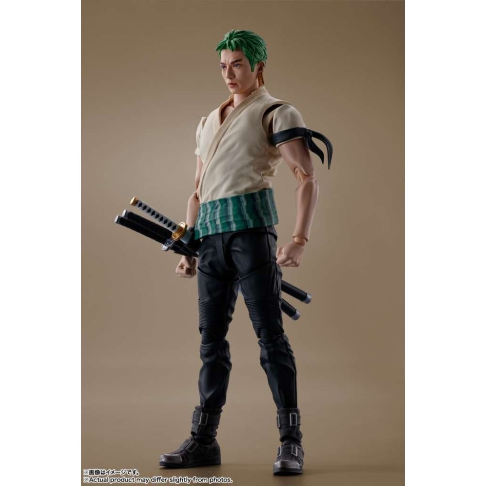 BANDAI ONE PIECE NETFLIX RORONOA ZORO S.H. FIGUARTS ACTION FIGURE
