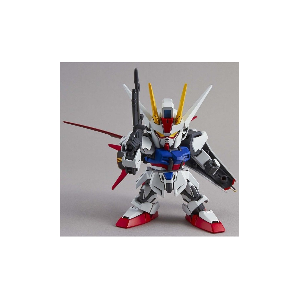 SD GUNDAM EX STANDARD AILE STRIKE MODEL KIT ACTION FIGURE BANDAI