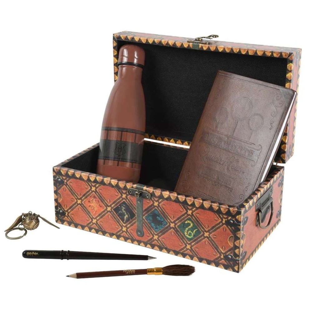 PYRAMID INTERNATIONAL HARRY POTTER QUIDDITCH TRUNK GIFT SET