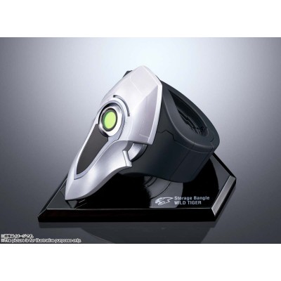 BANDAI TIGER AND BUNNY 2 STORAGE BANGLE WILD TIGER PROPLICA