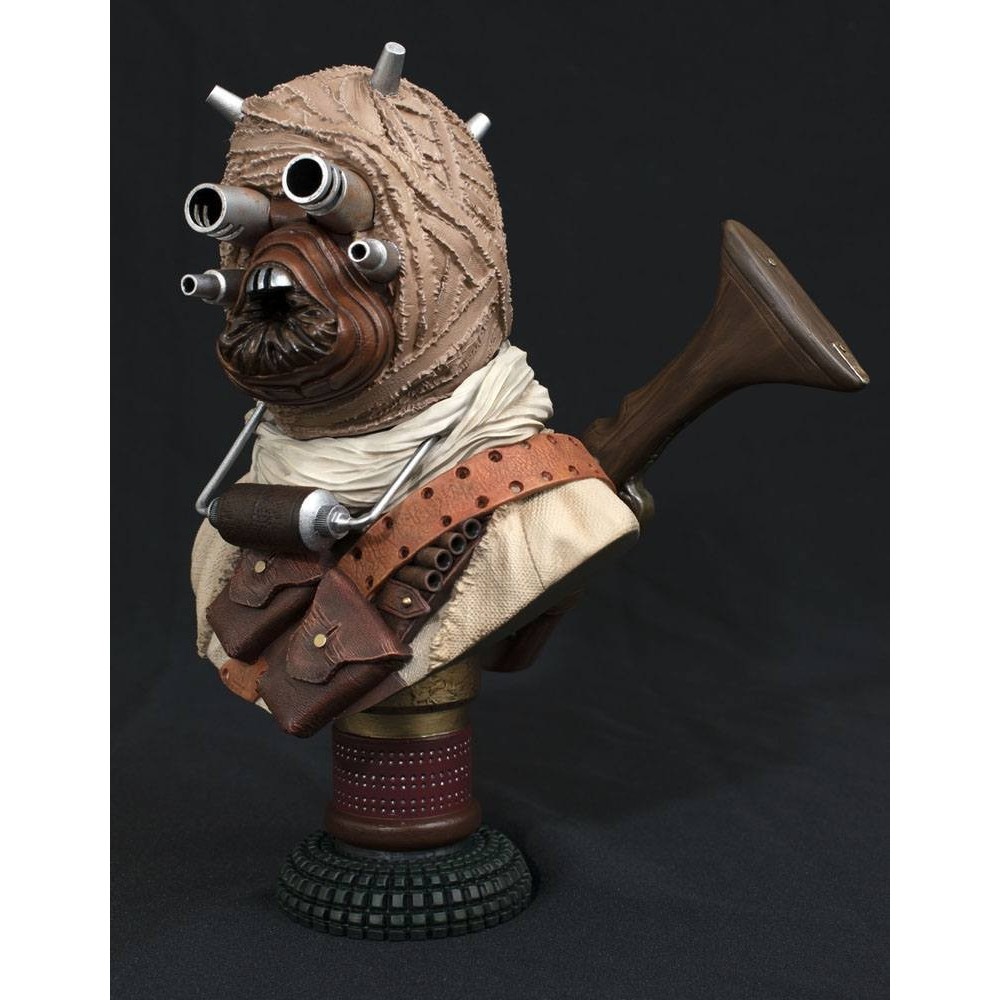 STAR WARS EPISODE III LEGENDS IN 3D TUSKEN RAIDER 1/2 BUST DIAMOND SELECT