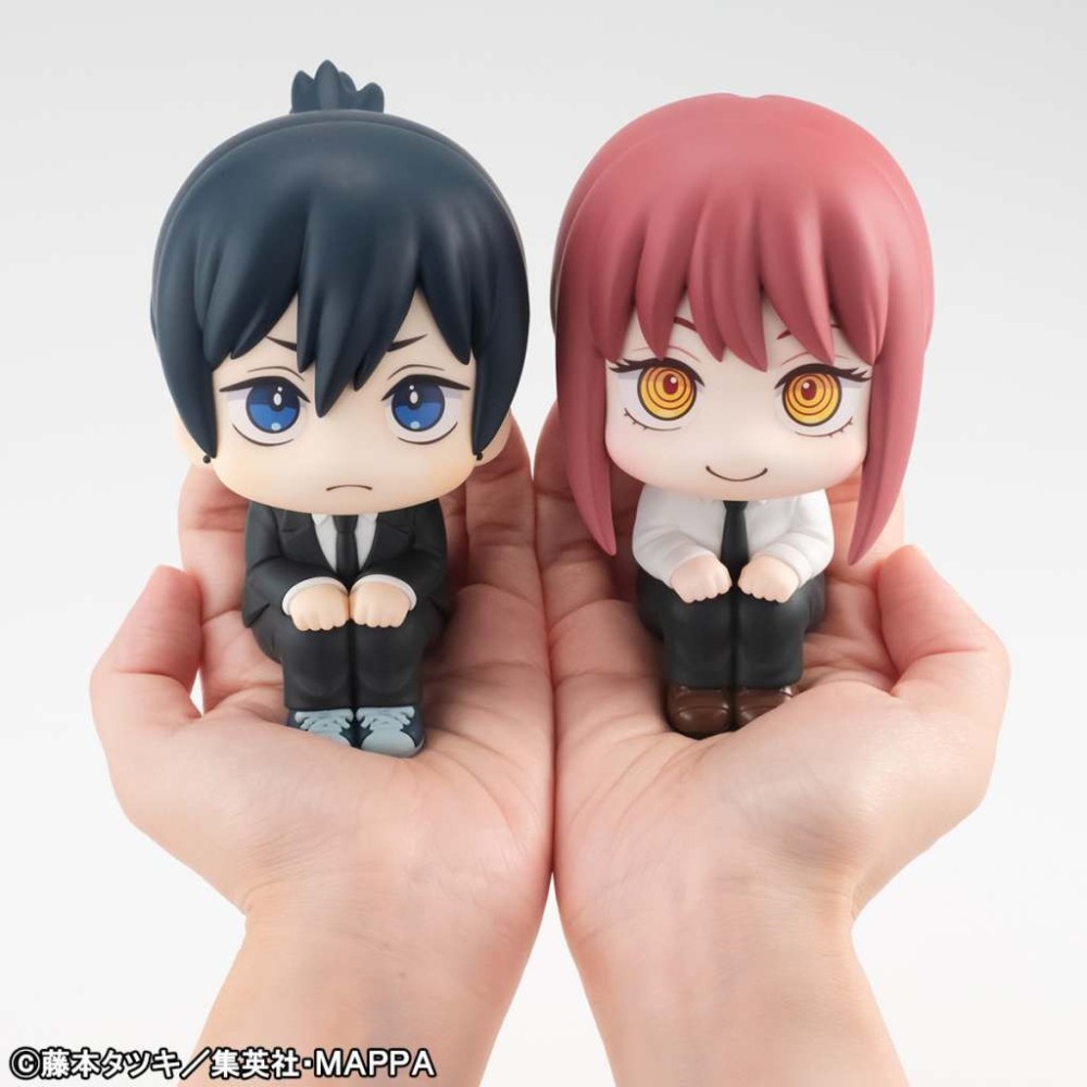 CHAINSAW MAN AKI E MAKIMA LOOK UP MINI FIGURE WITH GIFT MEGAHOUSE