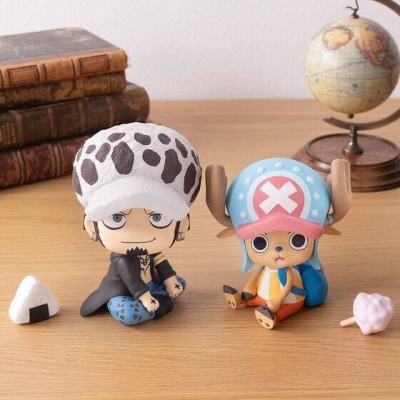 ONE PIECE LOOK UP TRAFALGAR LAW E CHOPPER LIMITED VER MINI FIGURES MEGAHOUSE