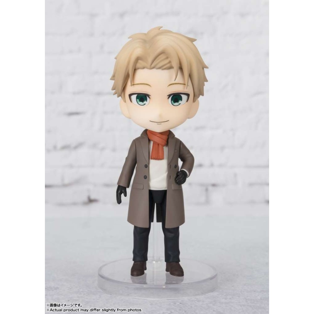 BANDAI SPY X FAMILY LOID FORGER CODE WHITE MINI FIGUARTS ACTION FIGURE