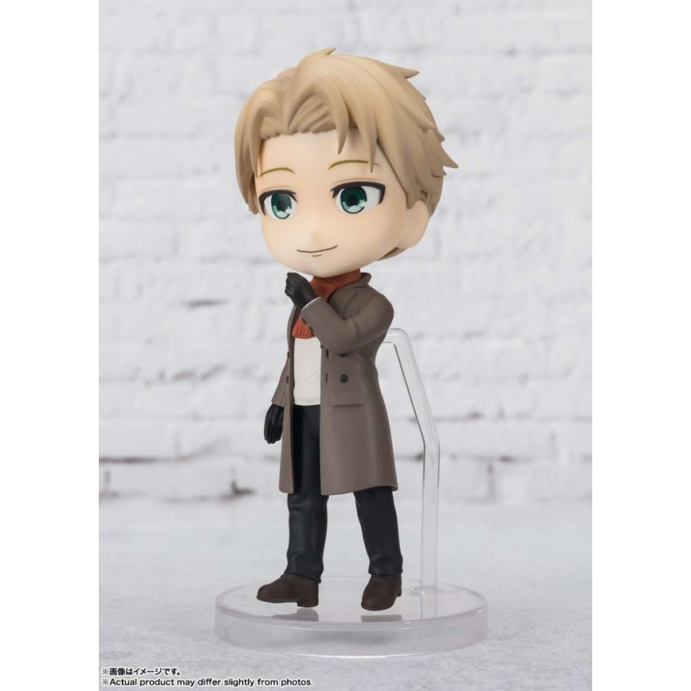 BANDAI SPY X FAMILY LOID FORGER CODE WHITE MINI FIGUARTS ACTION FIGURE