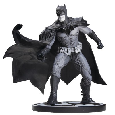 BATMAN BLACK AND WHITE - BATMAN BY LEE BERMEJO STATUE 2nd ED. DC COLLECTIBLES