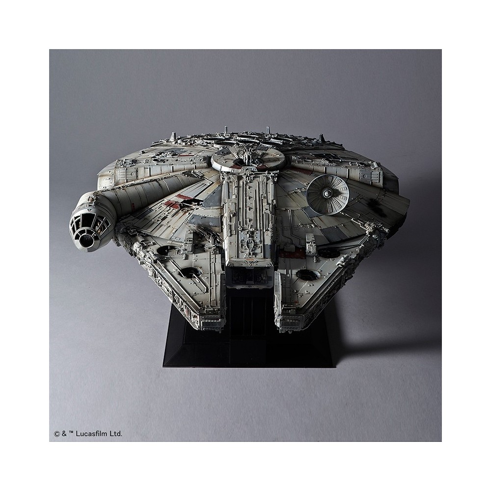 BANDAI STAR WARS MILLENNIUM FALCON PERFECT GRADE 1/72 MODEL KIT 47CM FIGURE