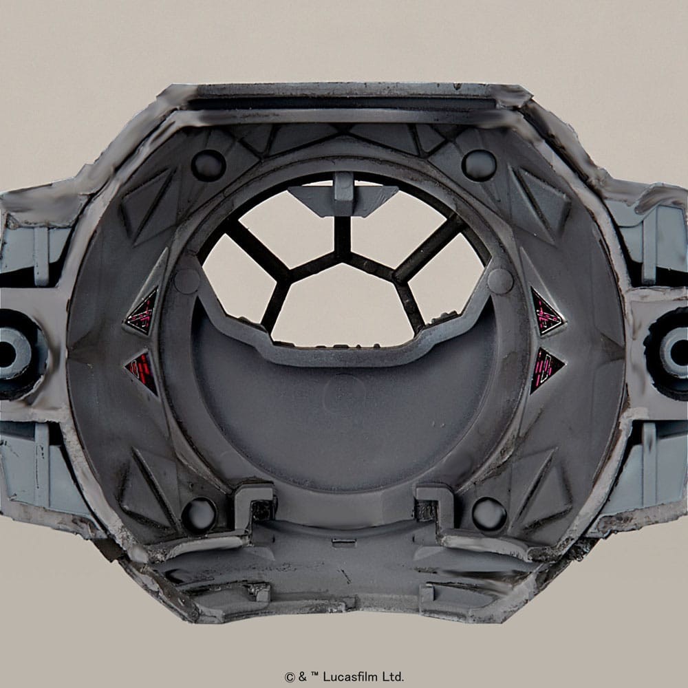 STAR WARS TIE INTERCEPTOR 1/72 MODEL KIT FIGURE BANDAI