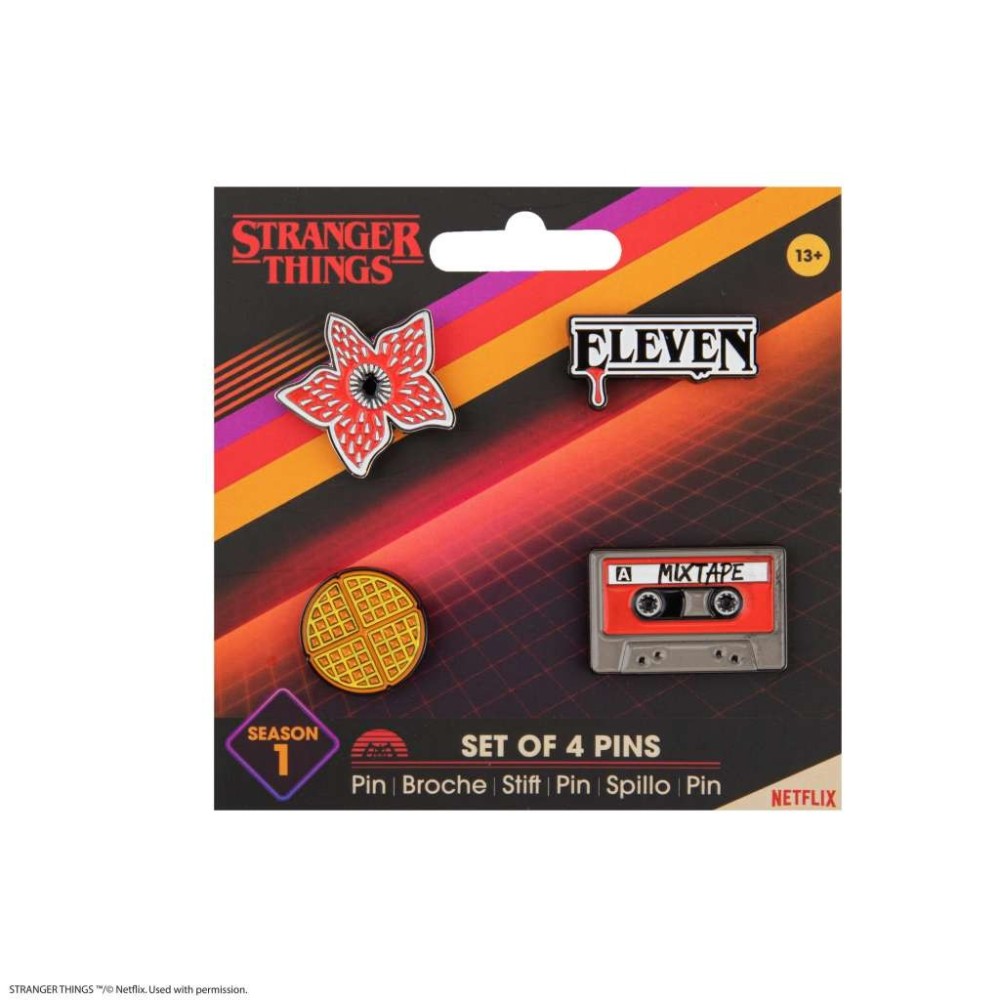 STRANGER THINGS SEASON 1 SET OF 4 PINS SPILLE IN METALLO CINEREPLICAS