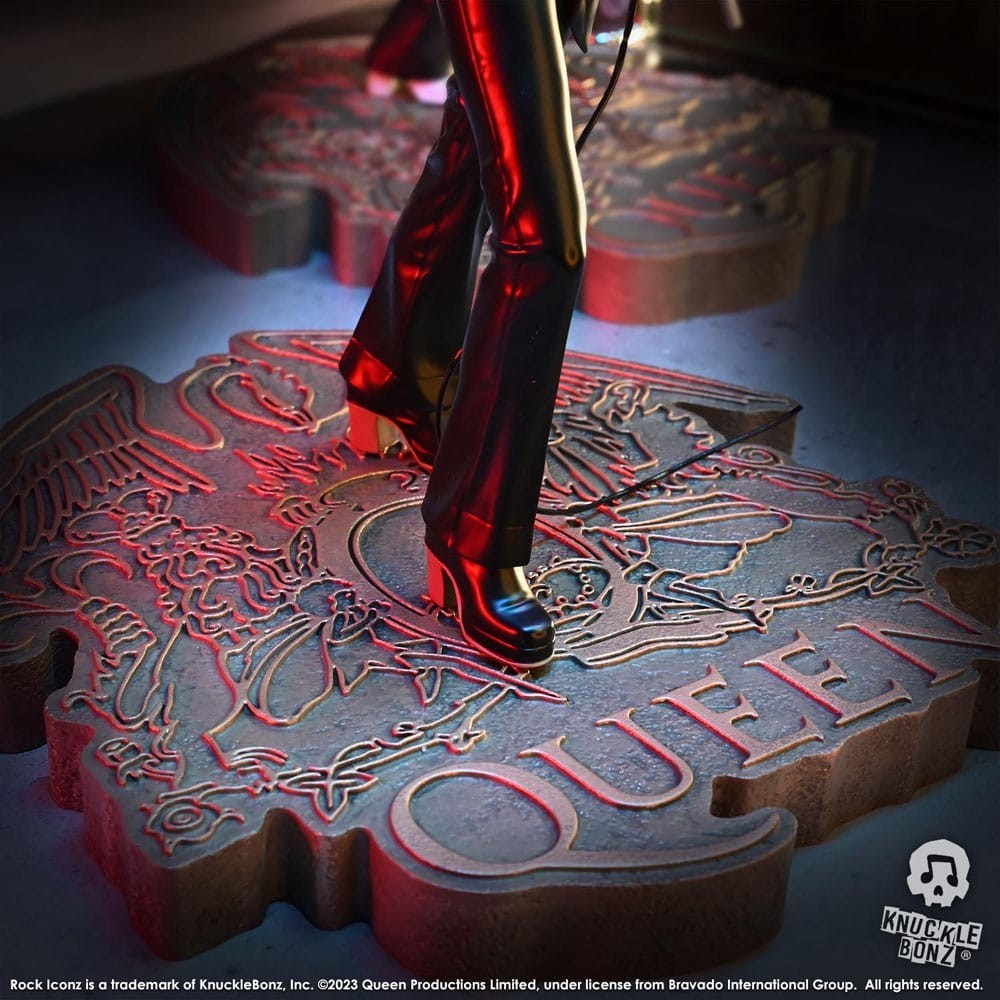 ROCK ICONZ QUEEN FREDDIE MERCURY SHEER HEART ATTACK STATUA FIGURE KNUCKLEBONZ