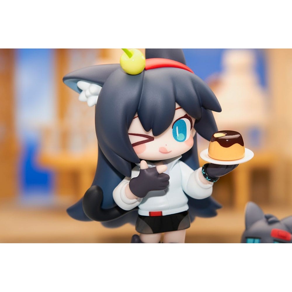 APEX INNOVATION ARKNIGHTS Q-FIGURE BLAZE DESSERT TIME SERIES FIGURE STATUE