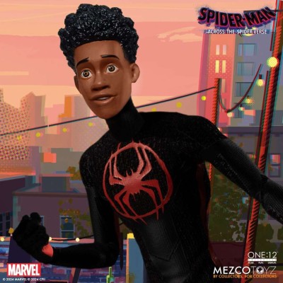 MEZCO TOYS SPIDER-MAN ATSV MILES MORALES ONE:12 ACTION FIGURE