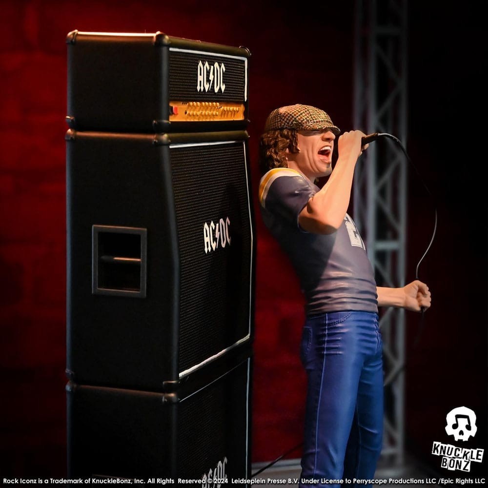 KNUCKLEBONZ ROCK ICONZ AC/DC BRIAN JOHNSON 23CM STATUE FIGURE