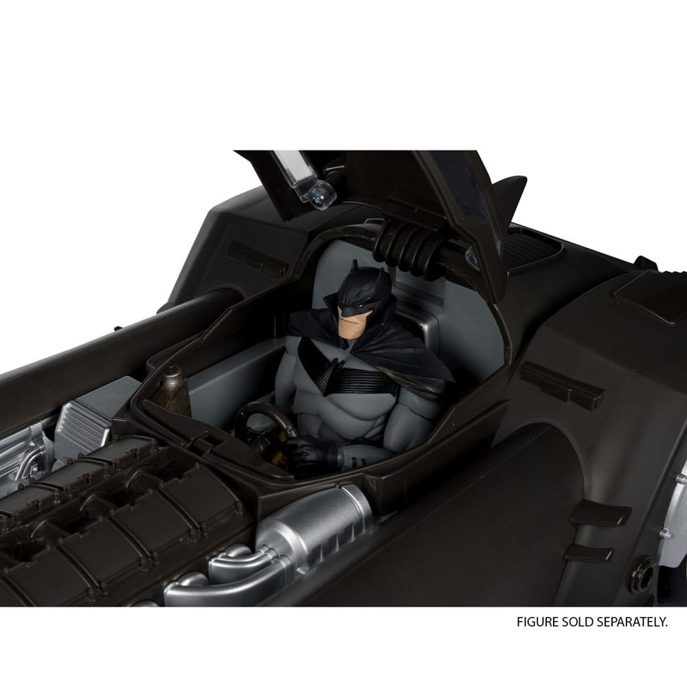 MC FARLANE DC MULTIVERSE BATMAN WHITE KNIGHT BATMOBILE 50CM MODEL FIGURE
