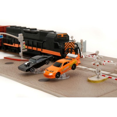 JADA TOYS FAST AND FURIOUS NANO SCENE TRAIN SCENE WITH CARS DIORAMA