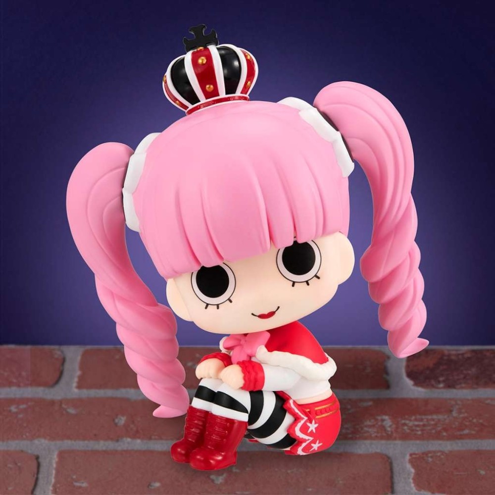MEGAHOUSE ONE PIECE PERONA LOOK UP MINI FIGURE