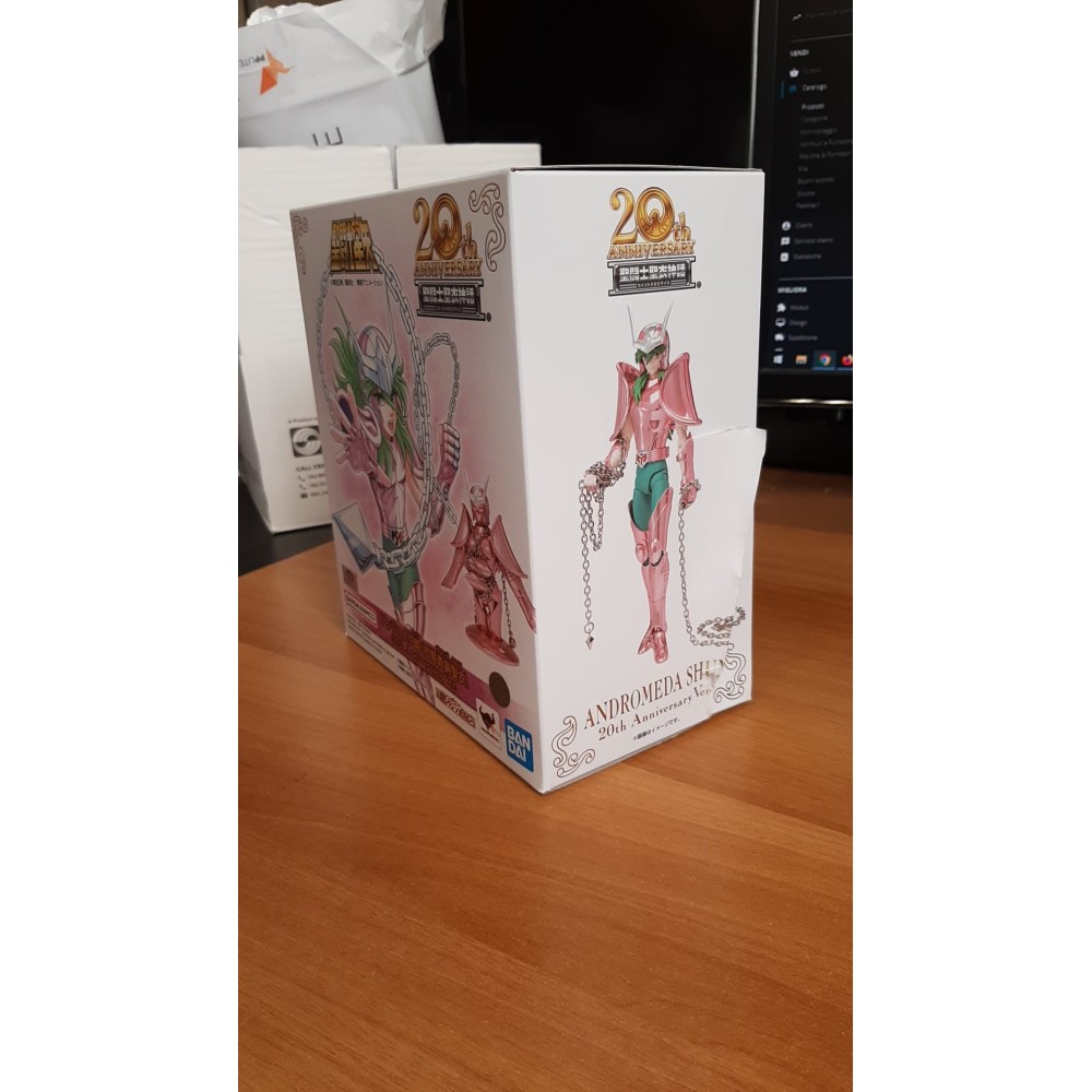 BANDAI SAINT SEIYA MYTH CLOTH ANDROMEDA SHUN 20TH DAMAGED BOX