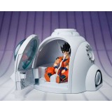 BANDAI DRAGON BALL Z MEDICAL MACHINE S.H. FIGUARTS