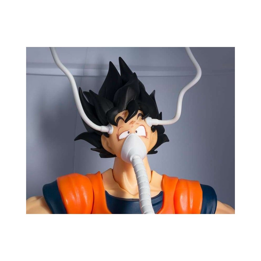 DRAGON BALL Z MEDICAL MACHINE S.H. FIGUARTS FIGURE BANDAI